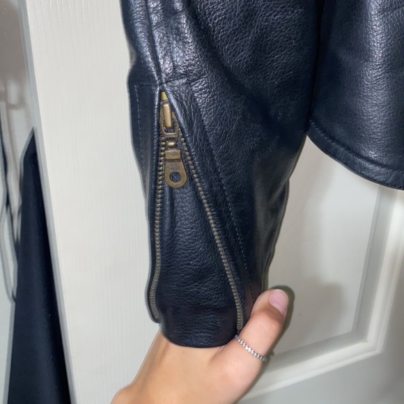 Ladies black authentic leather jacket - Picture 5 of 10